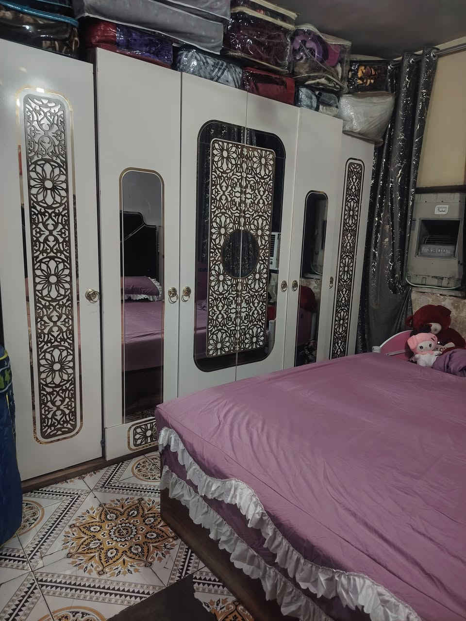 غرفه تركي للبيع ٧ قطع
***********
