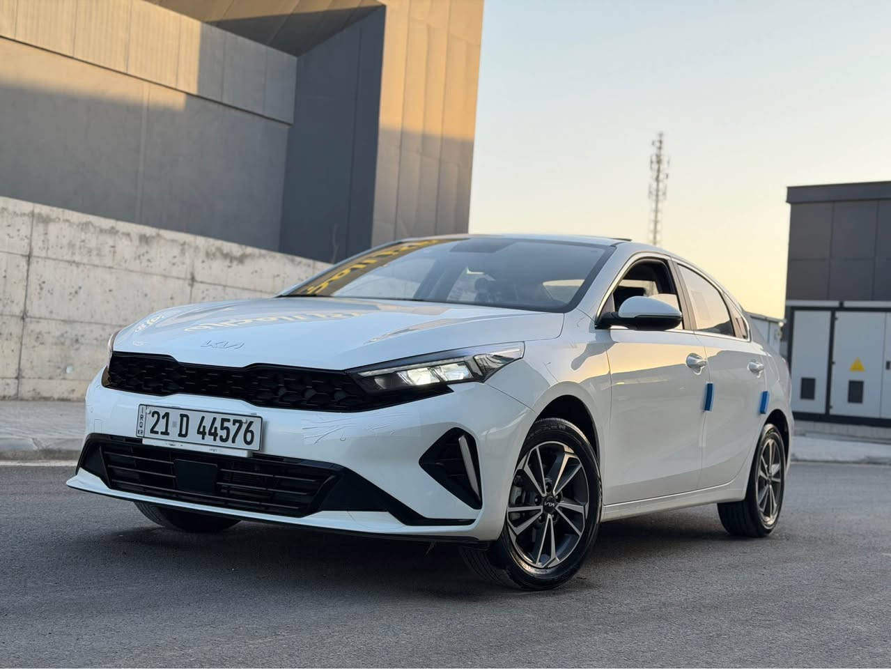 للبيع كيا K3 فول مواصفات لون ابيض فقط شبر بارد ب جاملغ الخلفي مواصفات بصمه جلد سلايت تخم تاير سياره جاهزه بدون مصرف 30 الف ماشيه مكانها السليمانيه السعر 138 السياره باسمي وكلشي جديد شرط التحويل
*********** السليمانية, العراق
