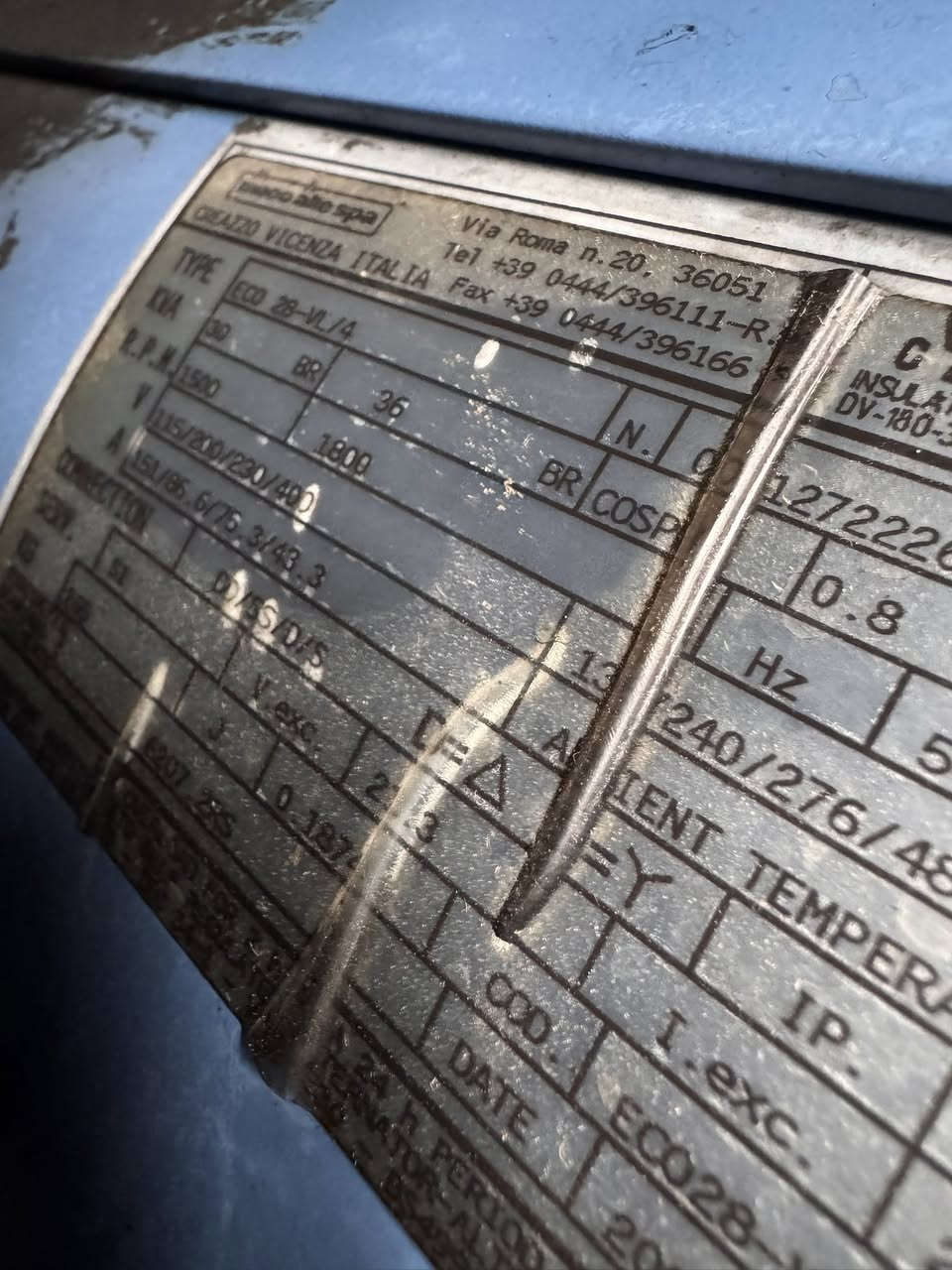 مولد مستبوشي ٤ سلندر كاتم ٣٠ كيفي وارد بريطاني عنوان زاخو ***********
