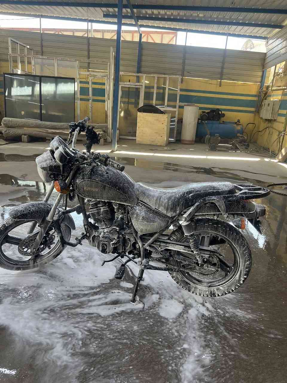 السلام عليكم  ماطور كي واي موديل2025 رقم اربيل شرط التحويل ماطور نضيف  كدام العين السعر 
مليون و650 للتواصل خاص او الرقم *********** منوفر واتساب هم
