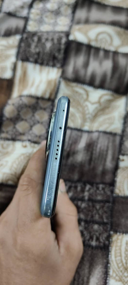 هونر 200 عادي للبيع سعر 370 بي مجال
شاشة OLED 120هرتز
ذاكرة 256
رام 12+12
معالج Snapdracon7 Gen 3
كامر50+12+50 تقريب 50X
بطارية 5200 شاحن 100 واط


**إذا كنت صاحب هذا الإعلان وتريد حذفه لأي سبب، رجاءا أرسل رسالة إلى الدعم الفني**