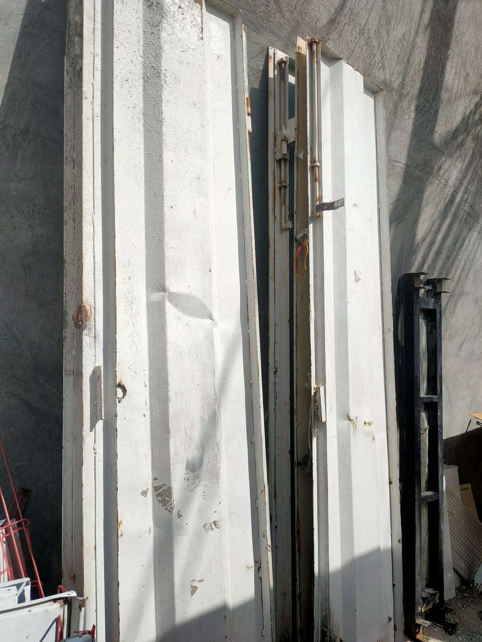 باب دفتري كامل بدون جرجوبه
زعفرانية شارع المعهد 

*********** 📞 واتساب
