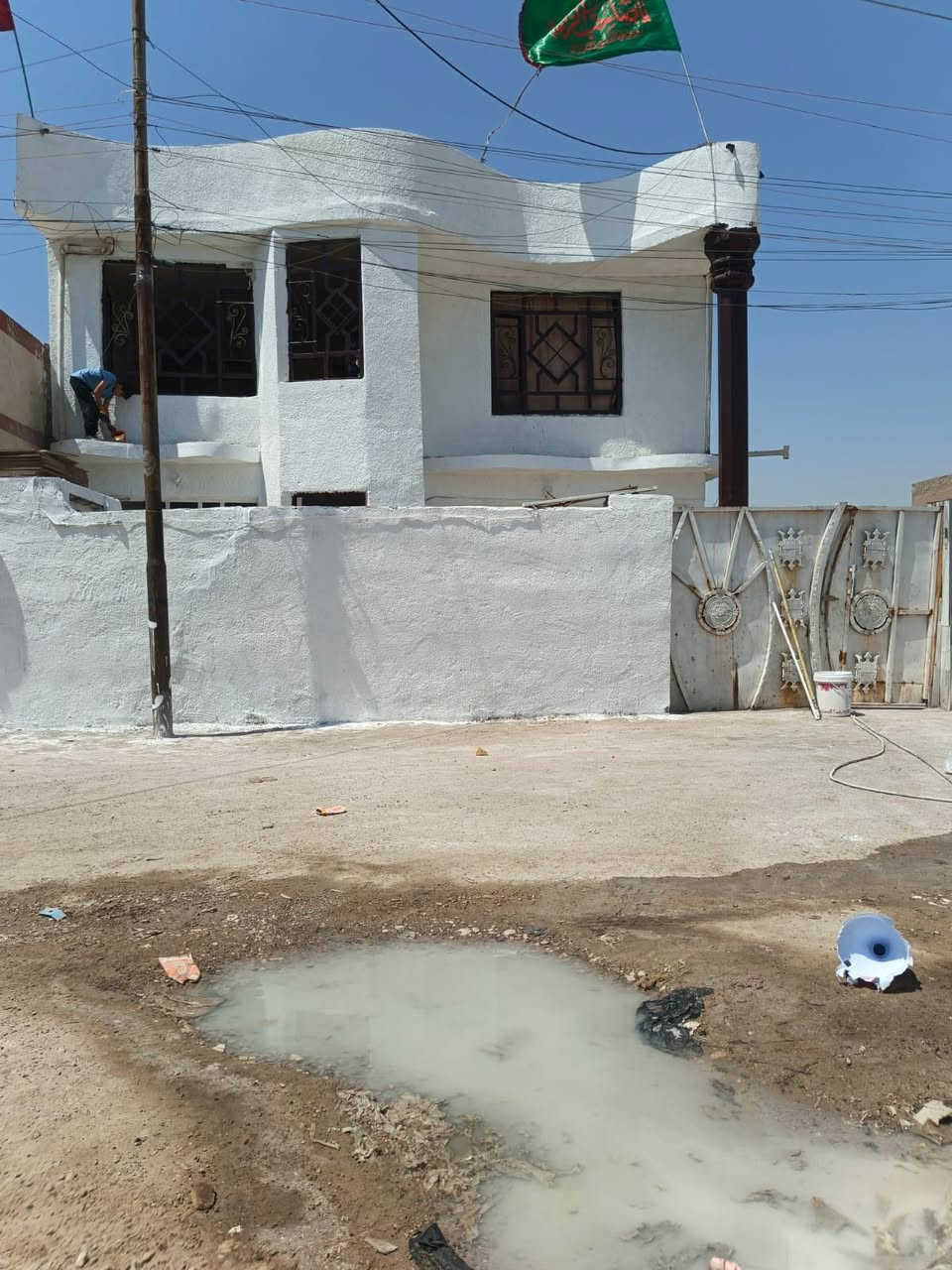 السلام عليكم ور حمة الله وبركاته صباغ بيوت ودوائر سكنية متفرق حالياً مكاني بغداد جسر ديالى  رقمي بي وتساب ***********  اسعار مناسبة @@
