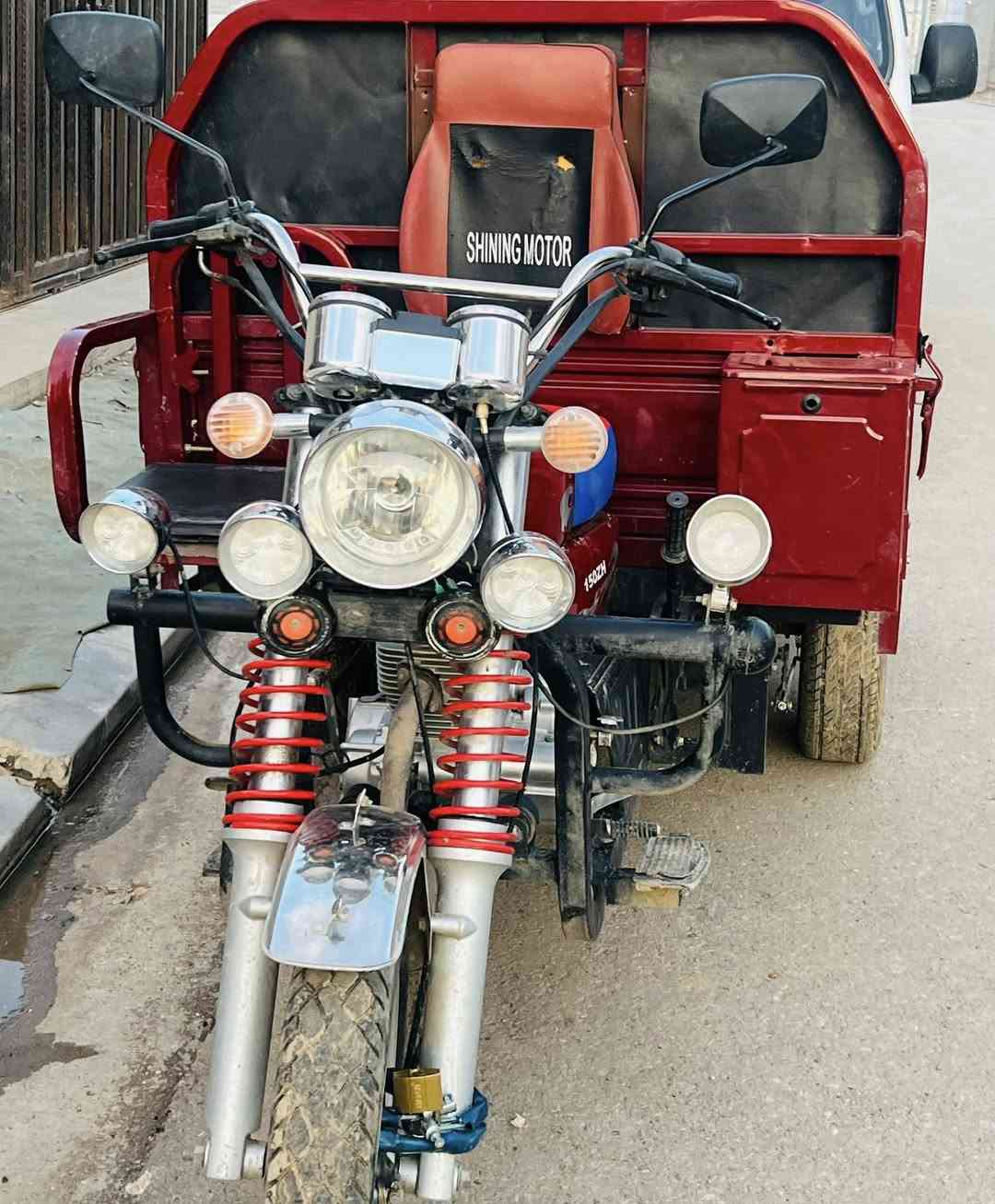 السلام عليكم ستوته للبيع 2023نضيفه جاهزه ومكفوله من كلشي منفيس اوراقه كامله شقلها سلف وامشي مكاني اربيل قوشتبه السعر 11ورقه وبيها مجال للشراي 
*********** واتساب
