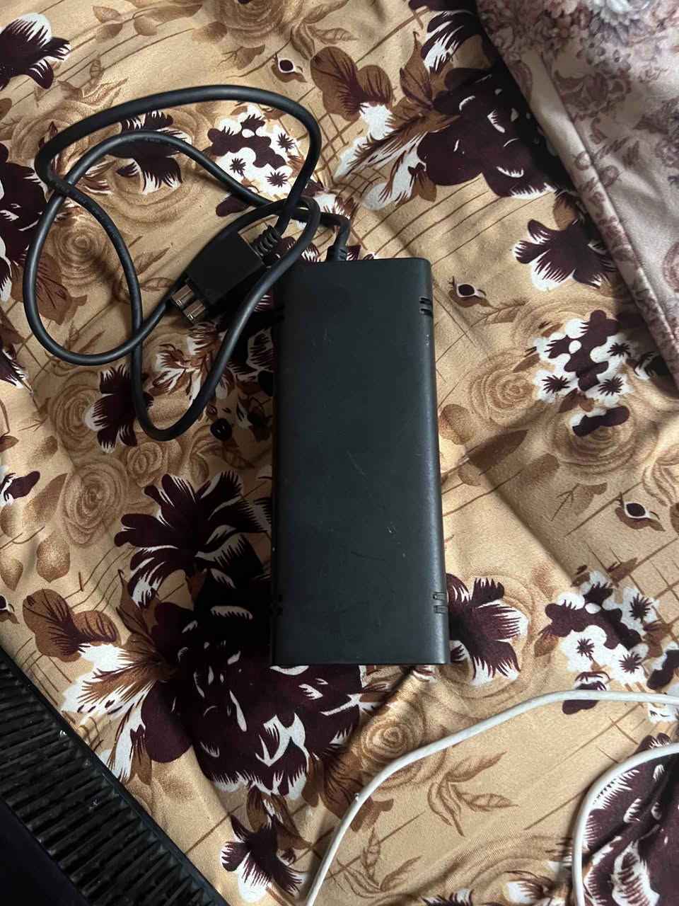 سلام علیکم
اکس بوکس 360للبیع الجهاز ویاهە کامل ملحقاتە و یدە اصلیە وبیهە العاب قویە مثل Gta5  و fifa2023 و efootbal2023 و ریزدنت ایفل 2 بیهە تقریبآ 130لعبە قویە  الجهاز مو للمراوس فقط للبیع  السعر 135 وبیهە مجال مکاني کرکوك قادسیە اولی قرب مثلجات سارا


**إذا كنت صاحب هذا الإعلان وتريد حذفه لأي سبب، رجاءا أرسل رسالة إلى الدعم الفني**