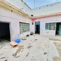 دار 200 متر تجاري للبيع الاساس صب بناء طابوك سقف صب يحتوي على غرفتين ا...