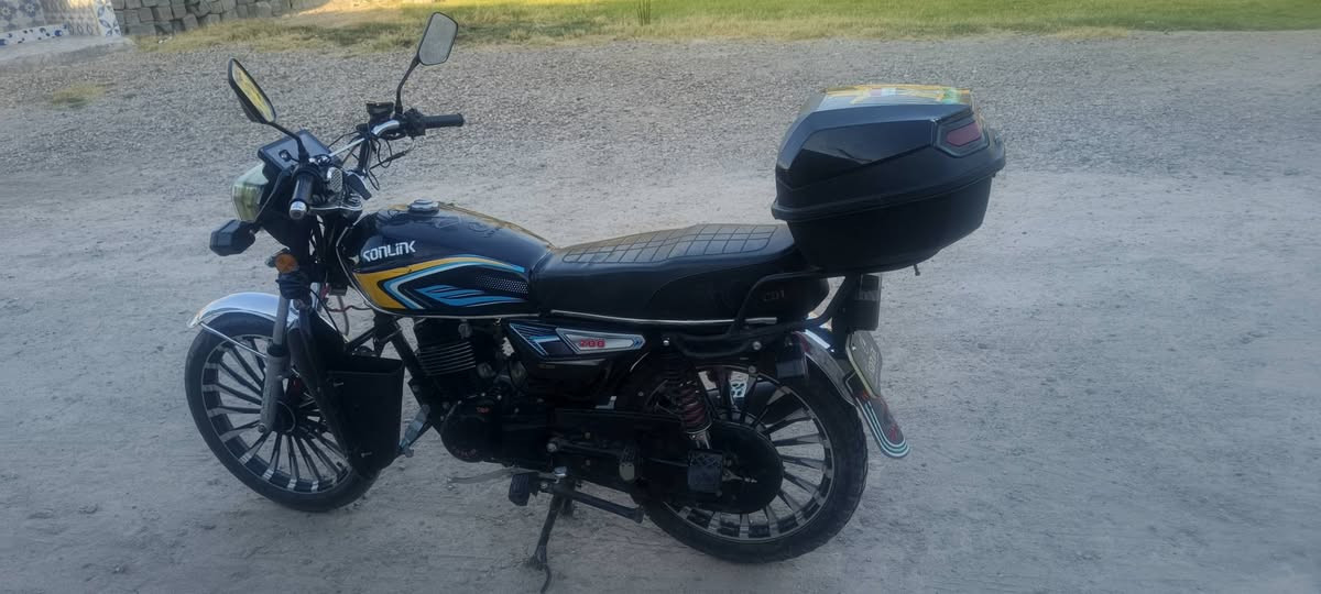 للبيع ايراني موديل 25 sbf ضاغطه وزنجيل
محرك 200cc كهربائيات كلها شغاله بصمه 
تشغيل عن بعد اوراق منفيس السعر 800وبيها مجال قليل 
مكاني الكرمه للاستفسار ***********
