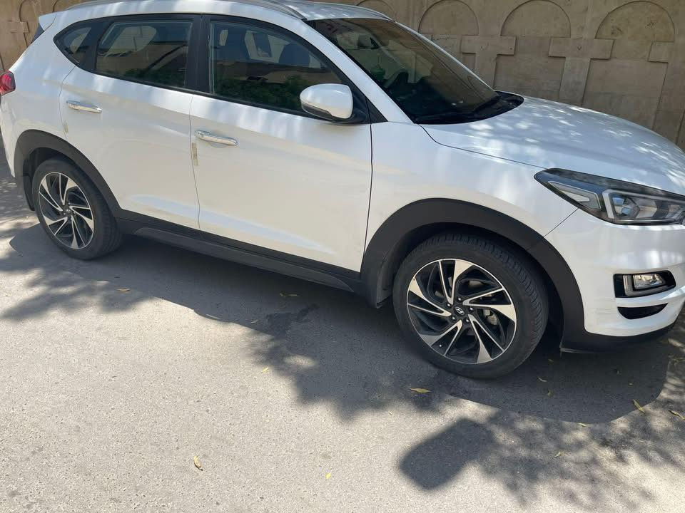 هيونداي توسان 2019 (نصف فول) 🤍
مال جناي خير من الله جدا نظيفة
رقم أربيل ماشية 95
محرك دوش 2000

إضافة مع السونار رصعة صغيرة في الباب الأيمن الأمامي
الأرضية جلد ودوشمة جديدة
سنوية باسمي
بعد وياها سبير جديد وكتلوك السيارة موجود ✅

مكان تواجد السيارة: بغداد
رقم صاحب السيارة: ***********
::: السـعـر ::: 195
