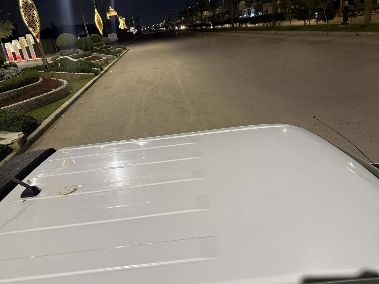 سلام عليكم ورحمة وبركاته نسيان شخبوط 2014 جديده جاهزه اي نقص ما بيه.  تخم تاير حداديه تبريد شغاله.  حجي تحويل مباشر.  مكانها. كربلاء.  سعرها 135 بيه مجال.     سونارها مرفق. ***********
