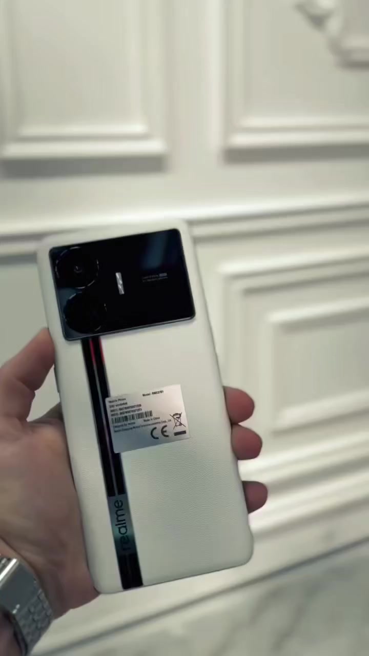 للبيع او مراوس
Realme gt Neo5 se مكفول بدون ملحقات
ذاكرته 1t واحد تيرا
عشوائيه 16+12 
معالج سناب دراكون 7+2gen 
كامرته معروفه فلاكشب 
بطاريه 5500 نسبتهه96%
سعره 390 وبي مجال مكاني بغداد 
ه‍ـ***********
