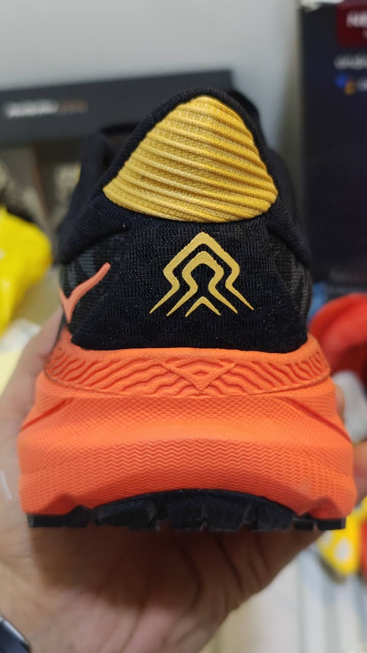 متوفر حذاء هوكا قياس 40 بضاعة dhl كارتون موجود وصنع فيتنام قطعة تخبل سعرها 25


**إذا كنت صاحب هذا الإعلان وتريد حذفه لأي سبب، رجاءا أرسل رسالة إلى الدعم الفني**