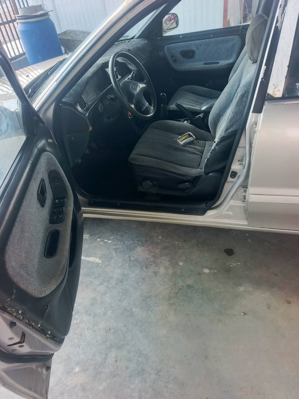 السلام عليكم سوناتا 2 موديل 94 رقم بغداد باسمي شرطه تحويل سياره مقفوله بلاديه سياره خير من الله ما ناقصها شي المكان ديالى الخالص السعر 45 الاتصال على الرقم ***********
