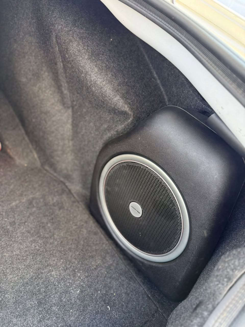 السلام عليكم ⭐
. دوج جالنجر موديل 2022 بدون ايرباك
. وارد أمريكي حادث خفيف
.ممشى السيارة 75mi
.مواصفات sxt
. بصمة + بصمة ابواب
. تشغيل عن بعد
. شاشة كبيرة
.شفتات ستيرن
. سستم صوت الباين مع دمام بالصندوك
. تحكم ستيرن
. كاميرة خلفية
. مانع انزلاق
. السيارة جديدة وجاهزة من جميع النواحي
. مكان السيارة بغداد
للتواصل ***********
