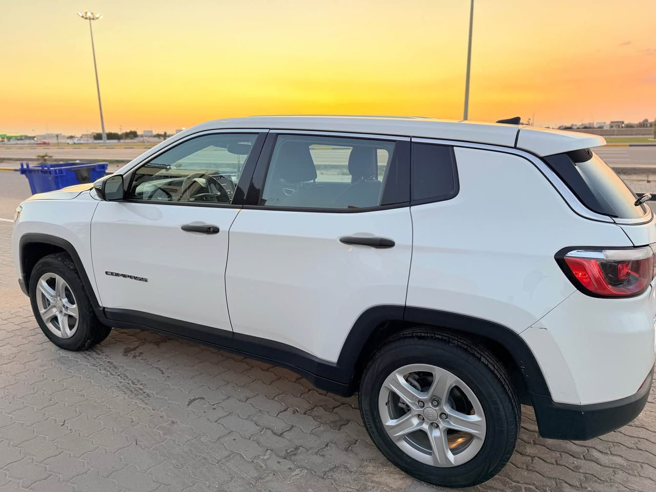 سلام عليكم 
جيب كومبارس 2023 sport 
مكينة 2000 توربو 
شاشة 
كامرة خلفية 
تحكمات ستيرن 
كروز 
شفتات خلفية 
تحديد مسار 
حساسات جانبية خلفية 
ضربة جاملغ وبنيد + راديتر التوربو نضوح قليل بدون ايرباك 
الدعامية نفسهة مالتهة واللحية مالتهة والباقي مكفول 
ماشية 43.000km 
السعر 150$ وبيهة مجال بسيط 
للاستفسار الاتصال على 
***********
*********** البصرة, العراق
