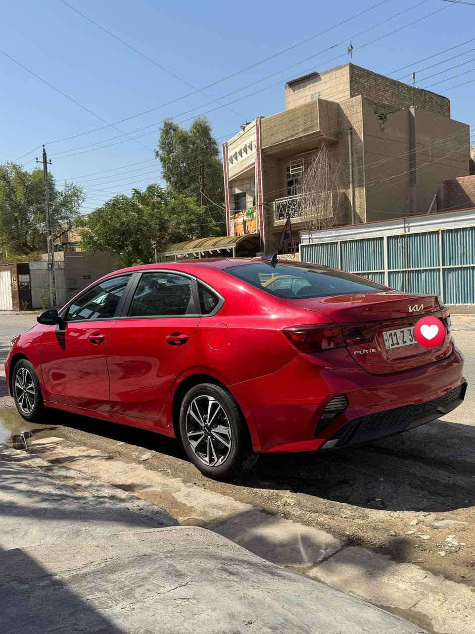 السلام عليكم فورتي موديل ٢٠٢٣محرك 200 دوش مابيهه لا صبغ ولا معجون بيهه هاي شخوط بجاملغ الخلفي ماشيه 49 سيارة خيرة من الله سيارة بسمي تحويل ثاني يوم رقم دولي حادث موضح بالصور السعر 158وبيها مجال مكان بغداد ام الكبر والغزلان رقم ***********
