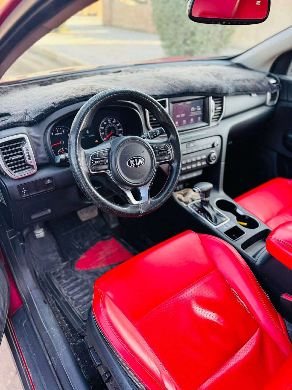 السلام عليكم
للبيع كيا سبورتج 2019 رقم اربيل جديد تحويل او وكاله .

السياره وارد امريكي بيه صبغ بالجاملغ الخلفي وقبق الجنطه وبيه كلير بالبنيد ضرر كلش بسيط 

السياره فول عدا البصمه والفتحه :
جلد & كشنات كهرباء& داخل احمر &كشنات واستيرن تدفئه& شاشه وكاميرا دوار & حساس & زنون &ويل كروم & محرك 2.4 & مانع انزلاق& انظمه قياده & ماشيه 100 الف & 

السعر/159$ بيه مجال 
***********

مكان/بابل
