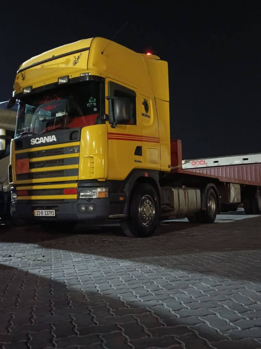 سلام عليكم ورحمة الله وبركاته
سكانيه للبيع موديل 2004 مكينه 420 فووول مواصفات مرسم وراها عربانه 3 دناگير  دبل تاير بلادي تدفئه تبريد ريتايدر تخم تاير راس وعربانه
السياره جاهزه للشغل اني (مكلف بالنشر) هذا رقم صاحبه خابر وستفسر عن السعر *********** مكان السياره طوز خورماتو
