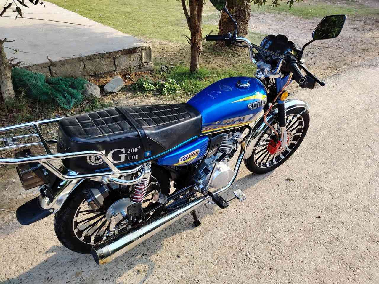 للبيع دراجة سيفان موديل ٢٥ دراجه جديدة بعده زيرو ماشية الف بعده زيرو بصمه تشغيل عن بعد محرك 200 دشبول شاشة عرض فيديو كهربائيات كله فول اوراق كارتونيه ومنفيس ومكاتبه مال معرض فقط بدون كمرك مكان بغداد المدائن سلمان باك سعر ٨٥٠ وبيه مجال قليل للاستفسار *********** الموشراي لايتصل ولا يعلق لحد يكسر بحلال العالم
