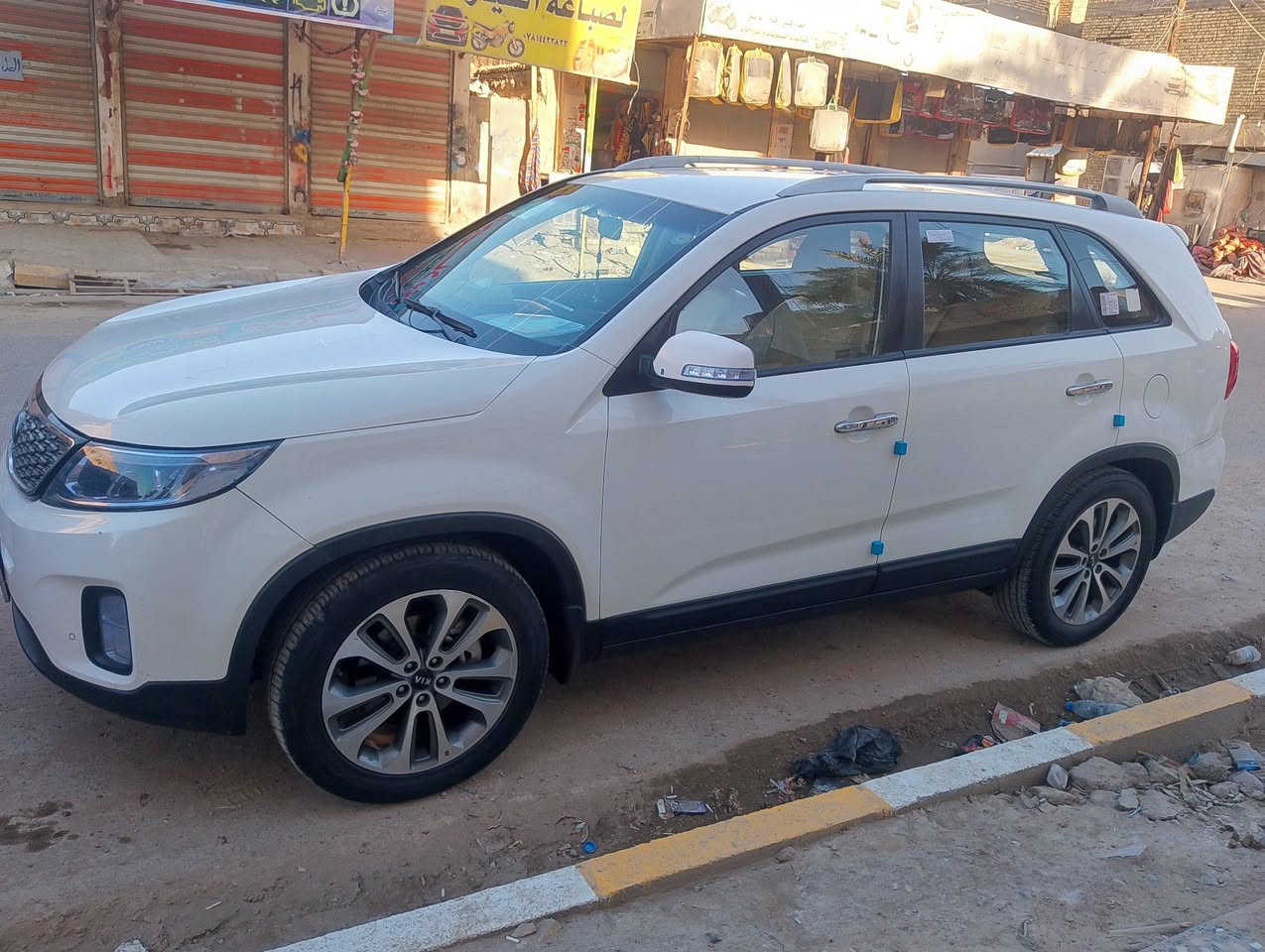 السلام عليكم
كفاله عامه من ضربه او صبغ او بارد
السعر🛑215🛑
للاستفسار ***********
سورنتو 2014 بأسمي لون ابيض خليجي كويتي اعلا فئة بالسورنتو 
سبعة راكب \ سته سلندر دوش
رقم بصرة مشروع وطني  ثلاث قطع تبريد ثلج ❄️ 
بصمة 
كشن كهربائي تدفئة تبريد 
تخم تاير كوري 
تحكمات ستيرن 
شاشة لمس كامرة حساسات أمامية خلفية بجم زنون بل كامل يدات نيكل دوسات جانبية
 كاعية جلد كير مكينة مكفولات صدر جديد سيارة نضيفة جدا وبدون نقص 
مراية. جانبيه شفط 
 كفالة بردات خلفية بلادية داخل لونين صاجي  ملكي مكان ذي قار - الشطره
