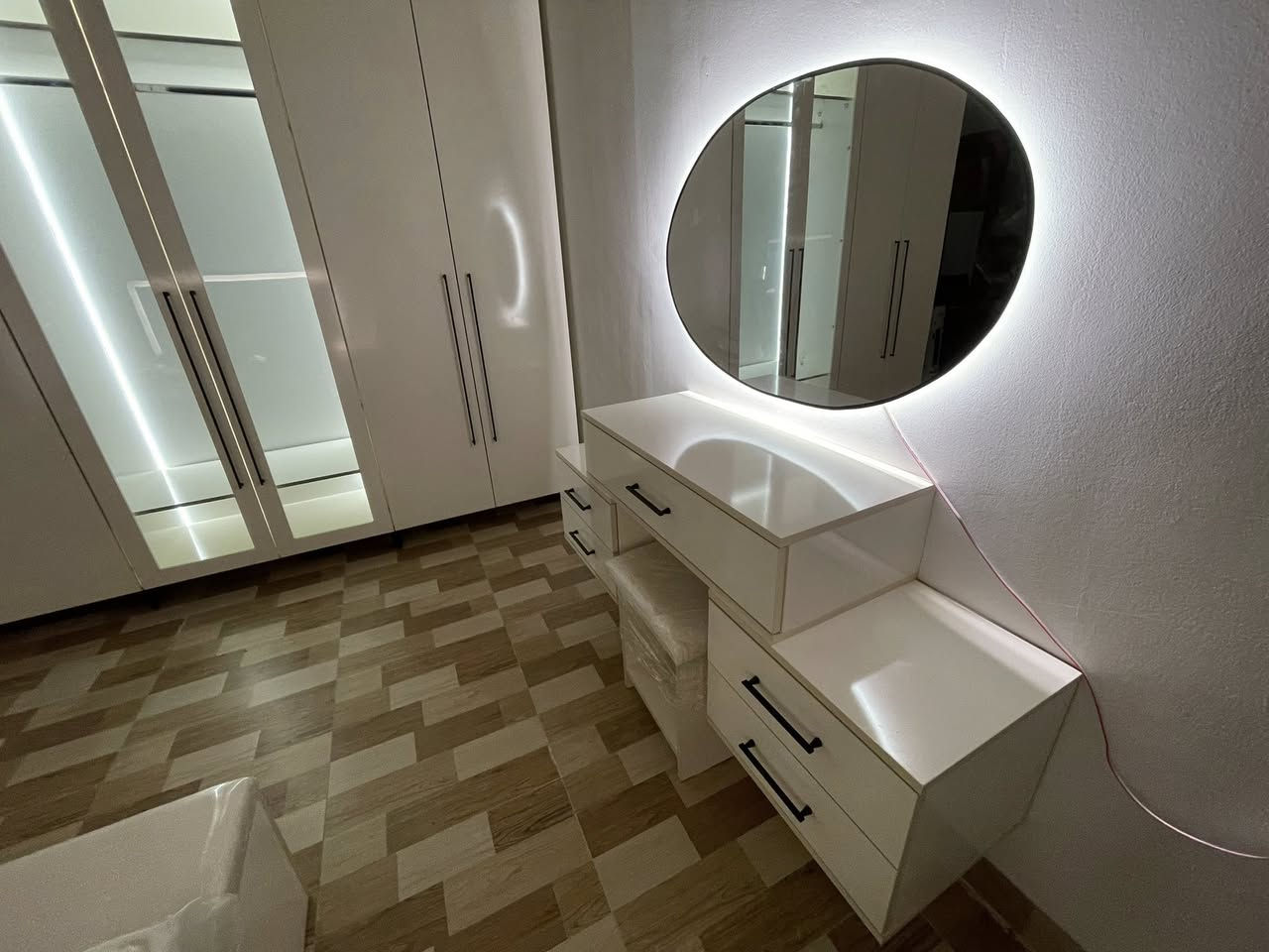 موبيليات التون


**إذا كنت صاحب هذا الإعلان وتريد حذفه لأي سبب، رجاءا أرسل رسالة إلى الدعم الفني**