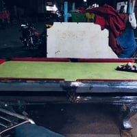 ترابيزة بلياردو • ٦ قدم • معاها كل حاجتها