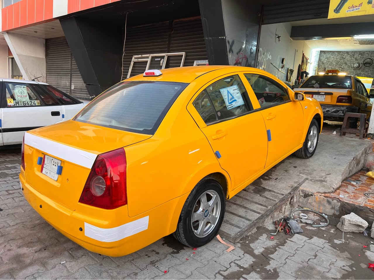 موديل 11 كير عادي 
تخم تاير جديد صدر كهربيات 
سياره نضيفه
بكركوك السياره السعر 28 ممتواجد خل خاص 
خابرني وتدلل *********** كركوك, العراق
