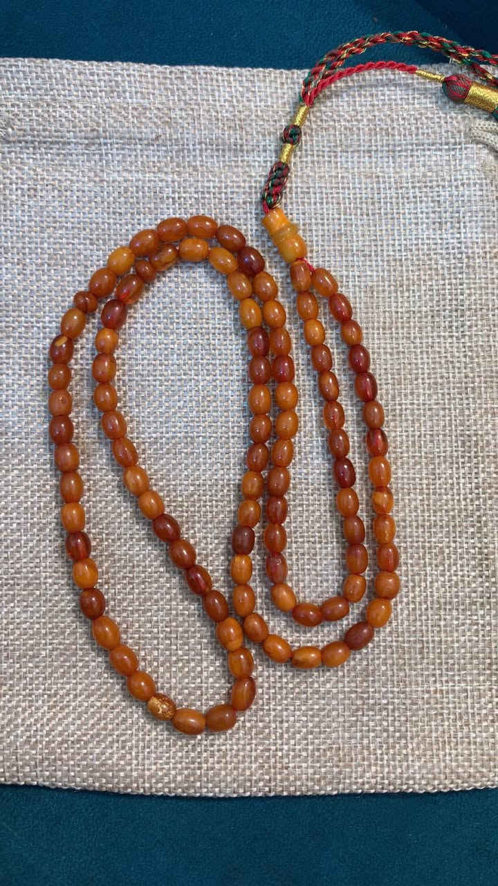 السلام عليكم 
مسبحة انتيكة تحفة من الكهرب الالماني الهندي القديم جداً من الكهرب الطبيعي مكفول 100% وزن المسبحة 13 غرام عدد الحبات 101 حبة توصيل متوفل بغداد كافة المحافظات السعر خاص رجاءاً


**إذا كنت صاحب هذا الإعلان وتريد حذفه لأي سبب، رجاءا أرسل رسالة إلى الدعم الفني**