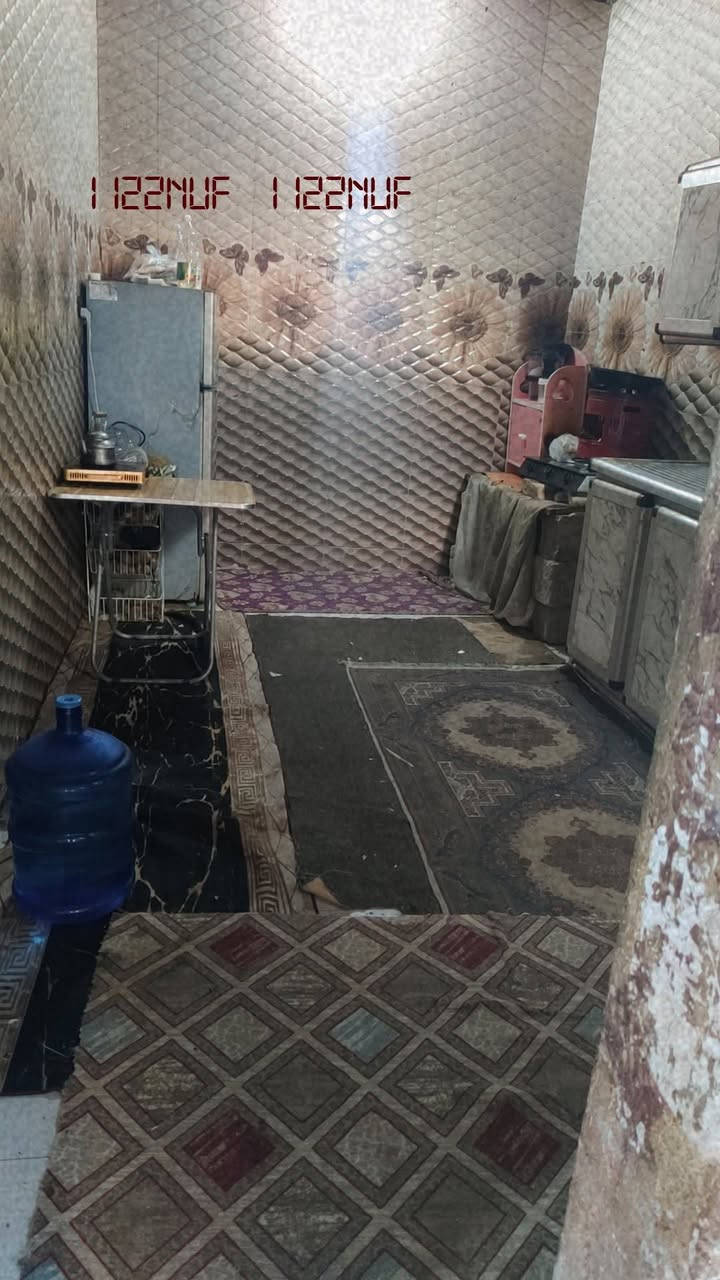 بيت اللبيع مساحته 100 غرفه + صاله + ستقبال +توليت +   حمام +مكشوفه عداد 2 للسعر 27بيه مجال


**إذا كنت صاحب هذا الإعلان وتريد حذفه لأي سبب، رجاءا أرسل رسالة إلى الدعم الفني**