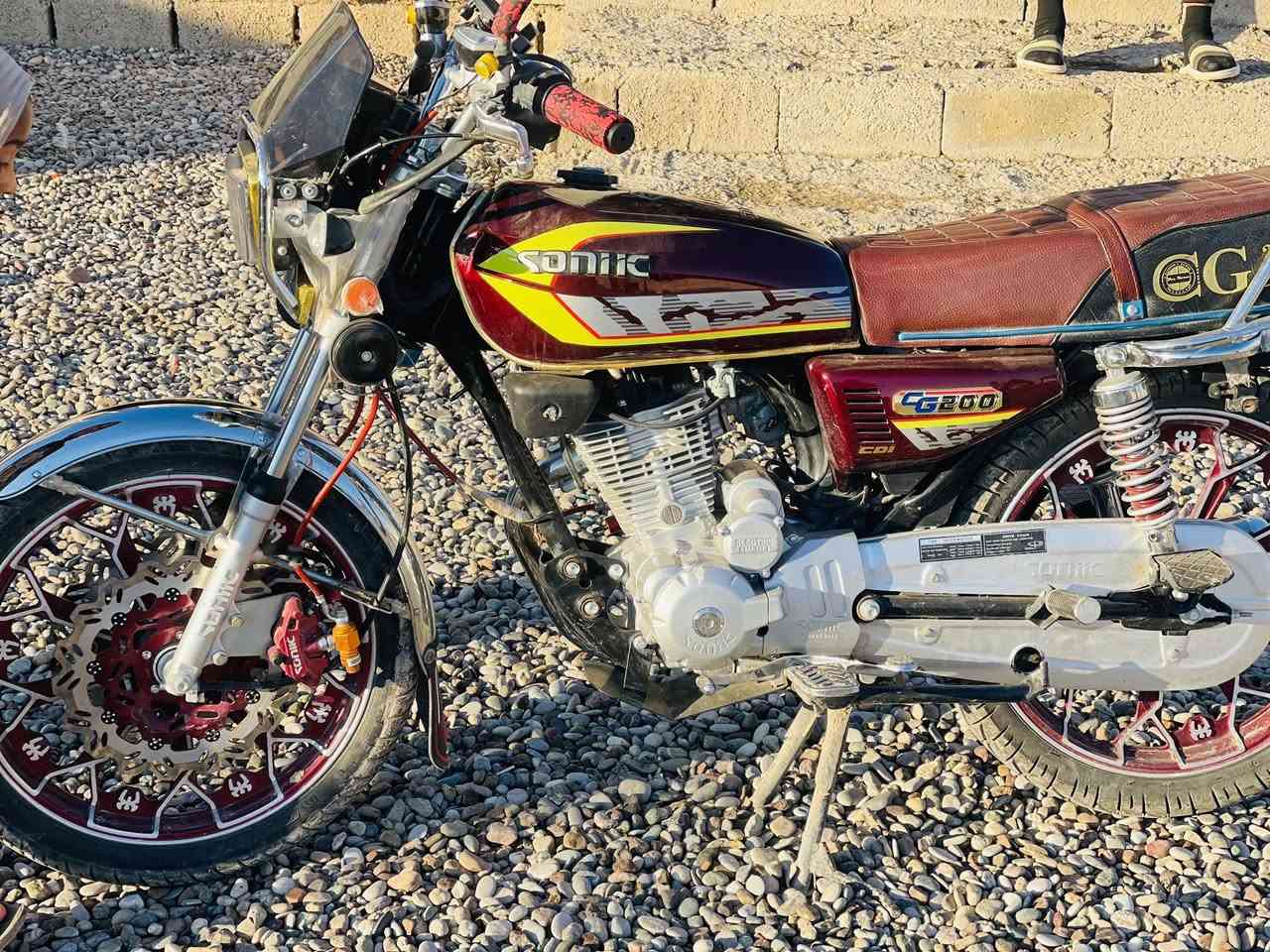 موطور البيع موديل 25 السعر 800الف التصال عل رقم ***********
