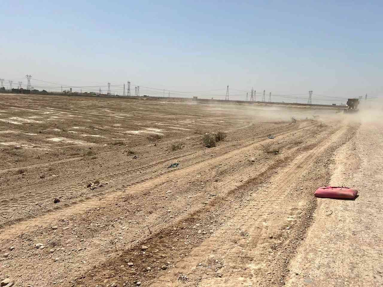 سلام عليكم ١٢دونم طابو تحويل بسمك سند تباع حسب الطلب بغداد الكرغوليه نزلت علي ناجي تصلح مخازن سكن مزارع ستثمار 
***********
