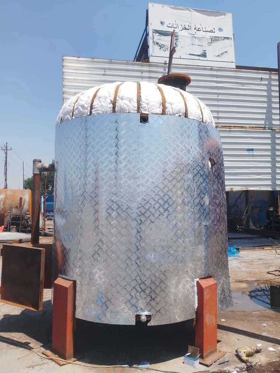 حدادة الشمري لكافة الأعمال الهندسية وتصنيع الخزانات وسايلوات الاسمنت للتواصل خاص او عل الرقم التالي 
***********
