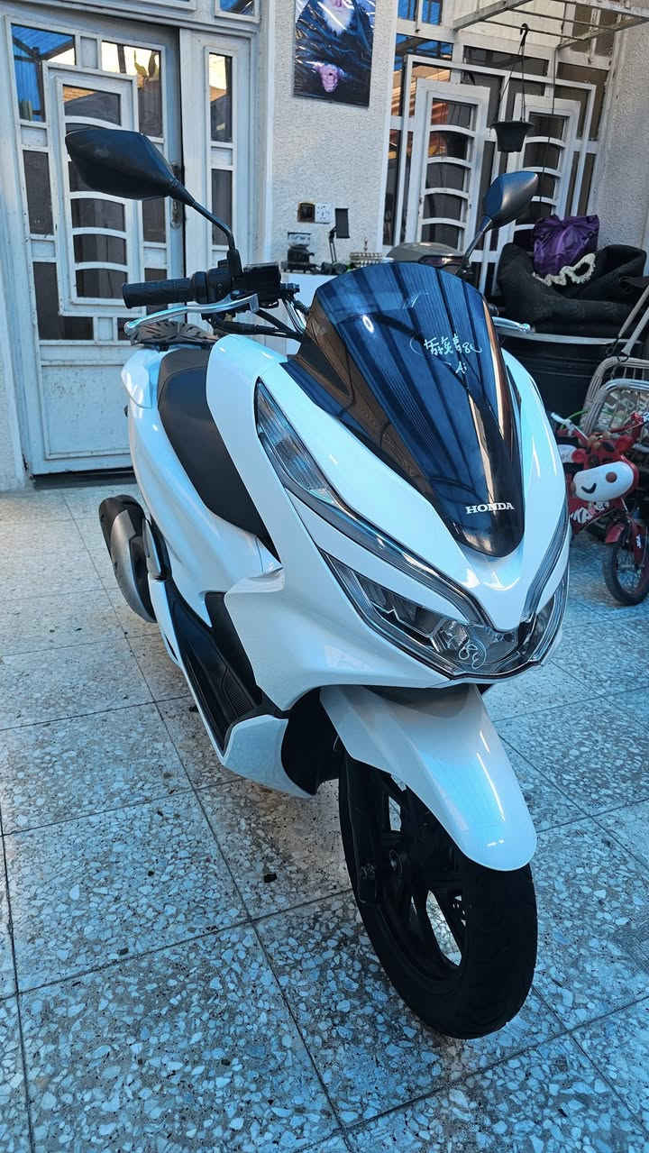 سلام عليكم / اللهم صل على محمد وال محمد 
bcx جيل الثالث 
وارد كوري 
ماشيه( 32 )
دراجه رمبه مكفوله كفاله عامه بحالة الوكالة مكفوله من الشخط 
بصمه 
تدفئه بل يدات 
سيبايه بلاديه 
العنوان / بغداد / الحسينية مال راشدية 
يوجد توصيل جميع المحافظات 
الشراي يتصل ويدلل 
***********
