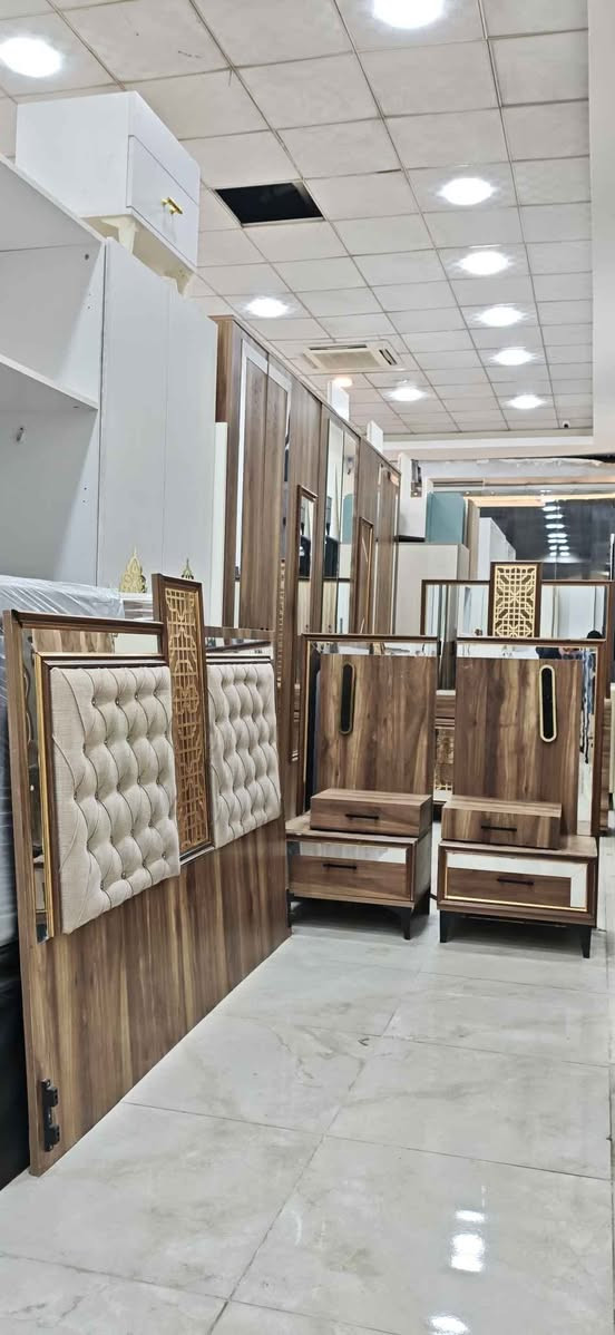 غرفه نوم تركي 10 باب 5 قطعه غرفه نظيف 
العنوان اربيل *********** أربيل, العراق
