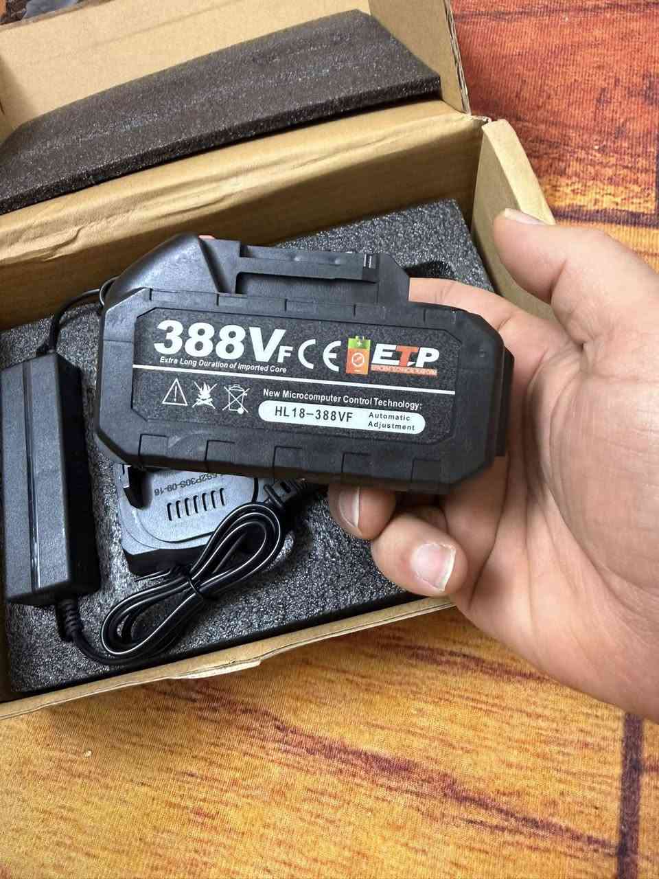 بطارياات ثنين او شاحنه ٤٠ الف


**إذا كنت صاحب هذا الإعلان وتريد حذفه لأي سبب، رجاءا أرسل رسالة إلى الدعم الفني**