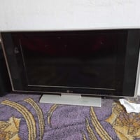 تلفزيون • الكترونيات