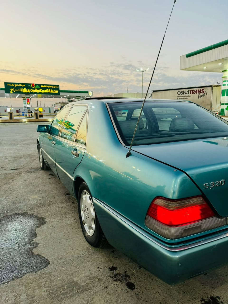 للبيع مرسيدس شبح موديل 93 مكينه وكير كفاله تابوت صدر امامي خلفي جديد نقص سياره كمريسر سلايت يشتغل ع نص بس هذا نقص بيه سياره كامله وين ما تريد تراي 
تخم تاير مري شفط ارير شغال دواخل بلادي جلد رصاصي بلادي صبغ يخبل احلا من صور رقم بغداد نكليزي راعي سياره جاري يعني شوكت ما تريد تحول مكان سياره بغداد الحسينيه 
السعر 60 قفل قفل ***********
