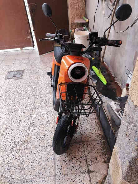 السلام عليكم بايسكل شحن للبيع بسعر 400 الف وبي مجال بي نقص فقد جامر لوغ امامي وخلفي للتواصل علة الماسنجر او ***********
