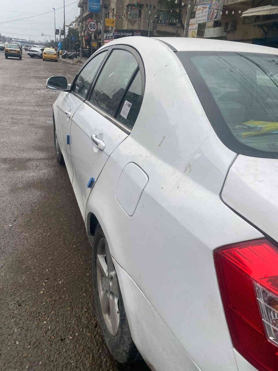 سلام عليكم 

سيارة ام كراند البيع موديل 2013
سيارة مبدل بنيد جديد أصلي 
سيارة جديدة كشرة نضيفة بدون خياس 
كفالة كير محرك تخم تاير حدادية شواصي لغود مكفولات من ضربة ولكص سيارة حلوة أحلى من صورة دواخل جلد جديد 
سعر سيارة 55وبيهة مجال ***********فراس
