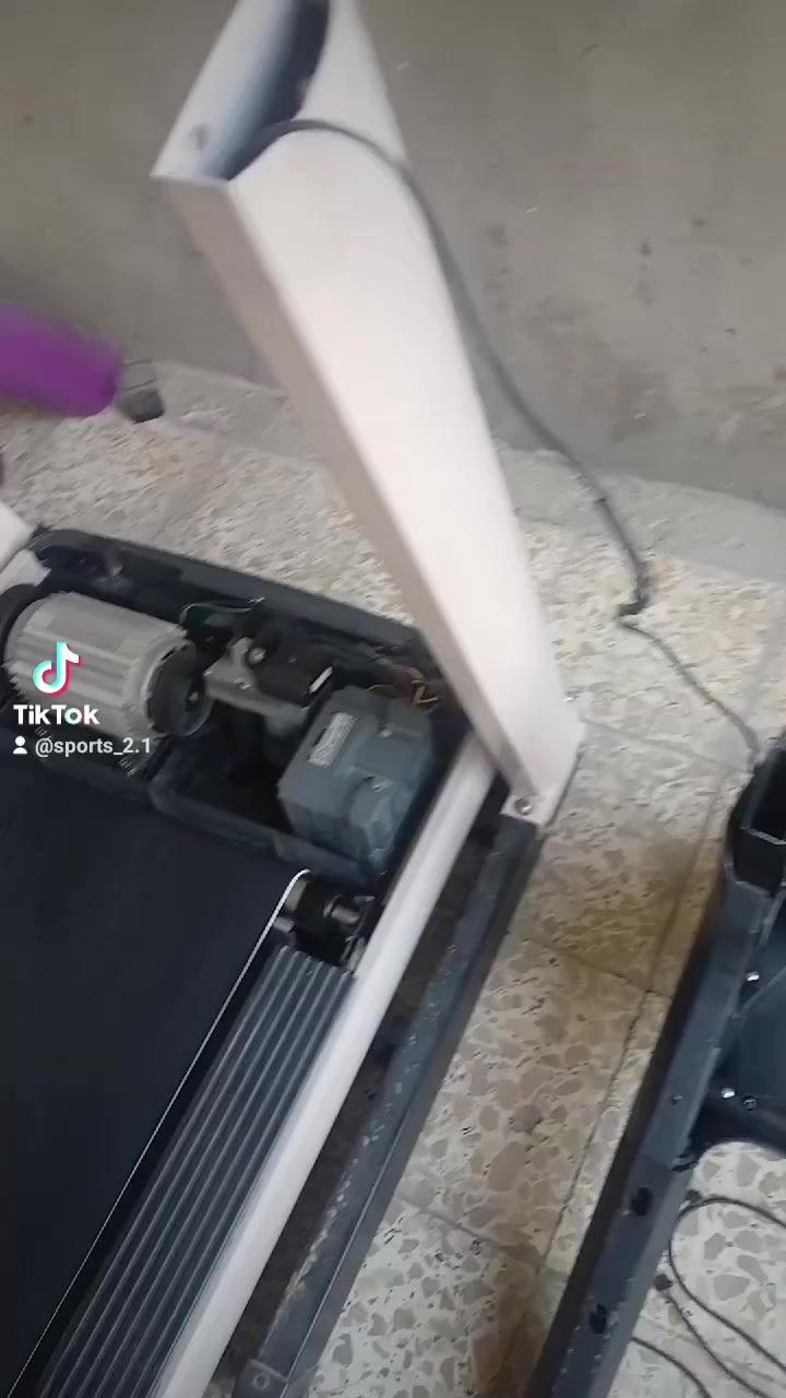 ورشة احمد /*********** 
صيانة -ادوات احتياطية - استشارات 
ايضا تتوفر اجهزة جري من اختيارنا
