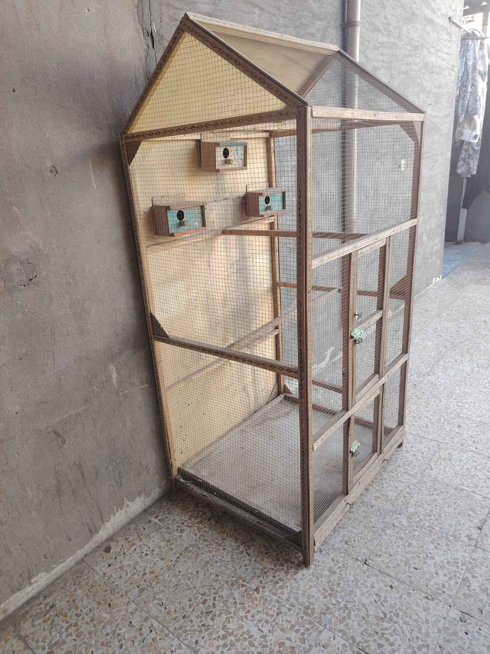 السلام عليكم
قفص للبيع ارتفاع 190 نزال 75 عرض 90 سعر 60 مكاني بداية حي ميسان


**إذا كنت صاحب هذا الإعلان وتريد حذفه لأي سبب، رجاءا أرسل رسالة إلى الدعم الفني**