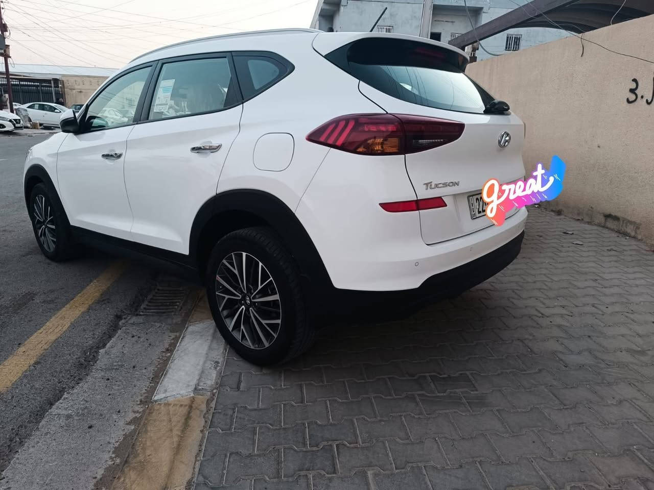 توسان خليجي 2019  شركه الكاصد
المواصفات 
بصمه 
5 عدسات زنون 
لد ليلي نهاري 
بك لايت لد 
3 انضمه قياده 
كامره دواره
بصمه 
حساسات خلفيه
ويل 19
كشن جلد لونين
السياره مكفوله كفاله عامه رقم انكليزي سنويه جديده 
ماشيه ١٣٠ الف كير محرك مكفوله على وضع الشركه 
السعر ١٨٣ او بيه مجال 
اتصل على الرقم ***********
