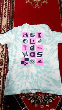 ملابس • ١٥ قطعة • حجز خاص