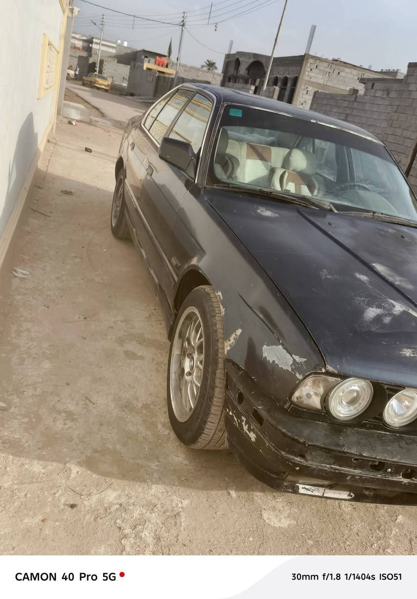 سلام عليكم بي ام 530
مكينه وكير ثنين ونص بيبتي ستوهن مسويهن 
سياره نقصها دوشمه وصبغ بسس 
السعر 35 بيها مجال 
المكان السياره البصره ابو الخصيب 
الاستفسار على الرقم 👇🏻
 ***********
