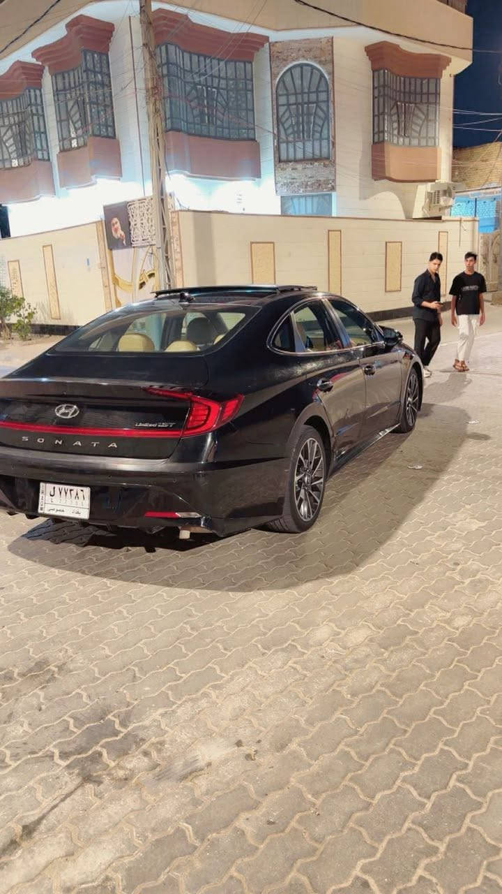 سلام عليكم سياره سوناتاالبيع مديل 20السياره حادثه جاملق وبنيد بس السياره فول موصفات معوقين بعدله سنه وتنتهي الموقع السياره بصره سعر 160وبيه مجال ***********//***********
