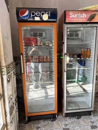 برادين ومجمده￼ وميز  السعر خاص العلوان الملعب شارع المضيف  07863950460