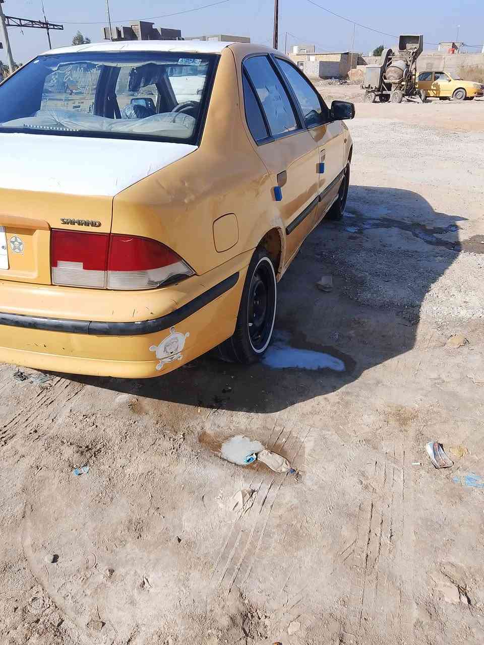 سلام عليك سياره سمندللبيع موديل ١١سياراجهازا من كلشي هيه وغرامات عليك الك يمي بس مالك مكان سماوه ام العصافير رقم للستفسار ***********
