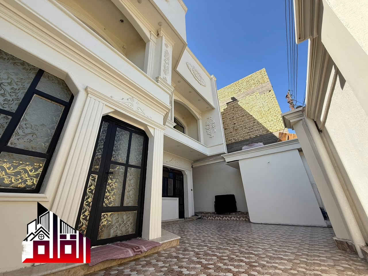 🏡دار للبيع🏡.            طابو صرف
المساحة :200م /الواجهية 10م /النزال 20م 

📍موقع الدار ::ابي غرق حي الشرطة 

🚫الطابق الاول ::صالة/هول /مطبخ /غرفة /مناور /صحيات داخلية وخارجية /كراج 

🚫الطابق الثاني ::هول /غرف عدد 3/مجمع صحيات 

————————————————-
للاستفسار مراسلة الصفحه 
او الاتصال على الارقام 

‭0773 507 5295‬
