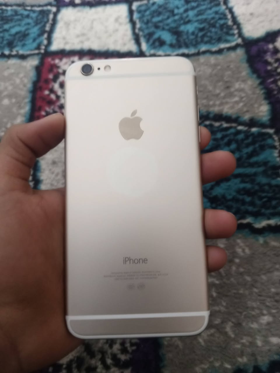 سلام عليكم ايفون 6 بلس
كلة شغال كامرة وبصمة وسيمكارت 

ذاكرة 64 والبطارية 100 

السعر: 100 وبي مجال بسيط 

للاستفسار: ***********
