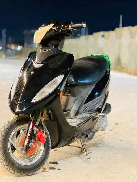 سلام عليكم كامكو جي فور بلاد كله الدراجه كهربائيات كله شغاله اشاير لايتات عالي ناصي كل شغاله سلف نكره وحده مزوده بوشه 55 الدراجه نضيفه كلش السعر خاص ***********
