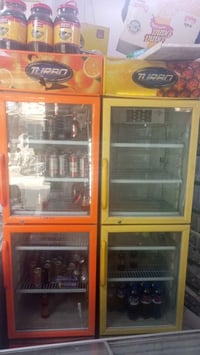 عارضات عاموديه السعر الاتصال 07817698478